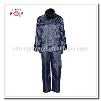 2 pieces polyester and PVC Men's rainsuit